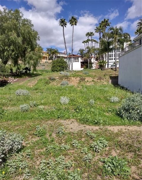 22672 Pin Tail Drive Canyon Lake CA 92587