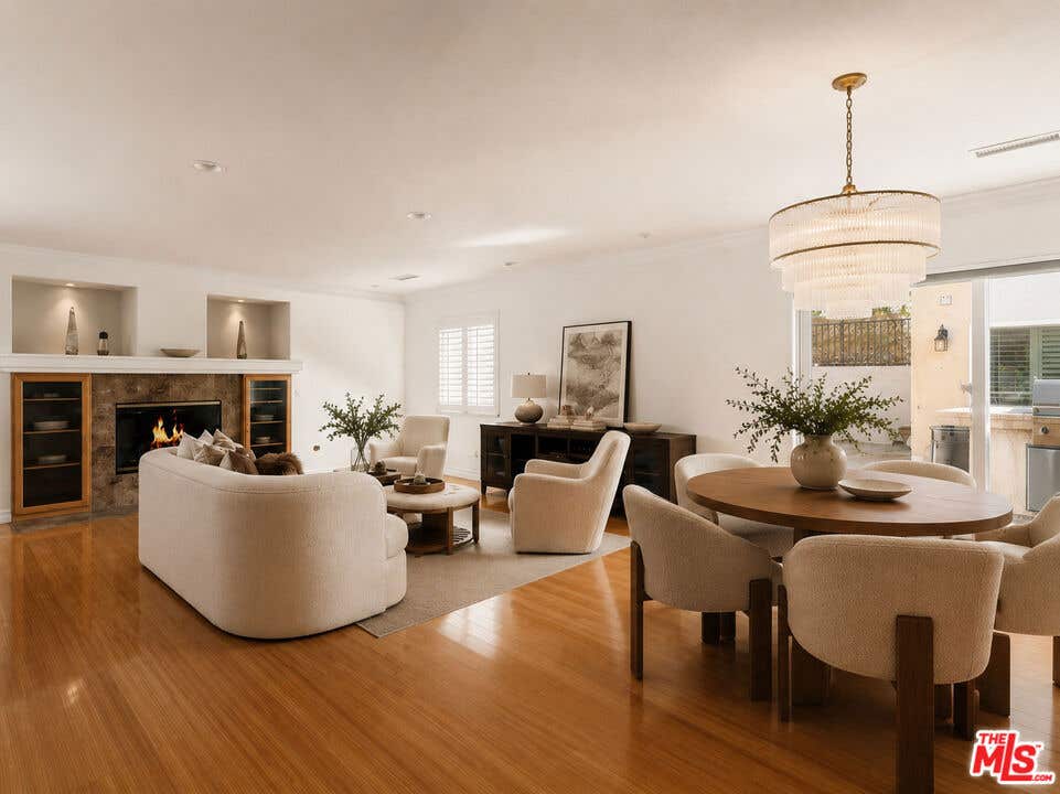 Photo of 22780 Macfarlane Drive, Woodland Hills, CA 91364 (MLS # 26833585)