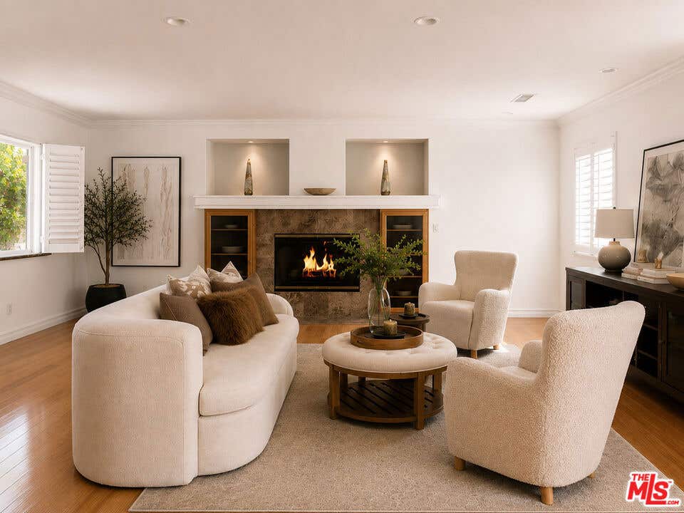 Photo of 22780 Macfarlane Drive, Woodland Hills, CA 91364 (MLS # 26833585)