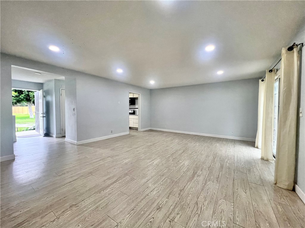624 S Sullivan 15D