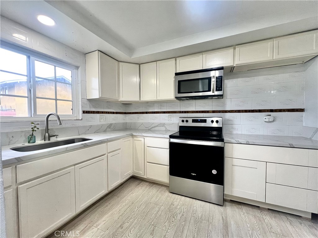 624 S Sullivan 15D