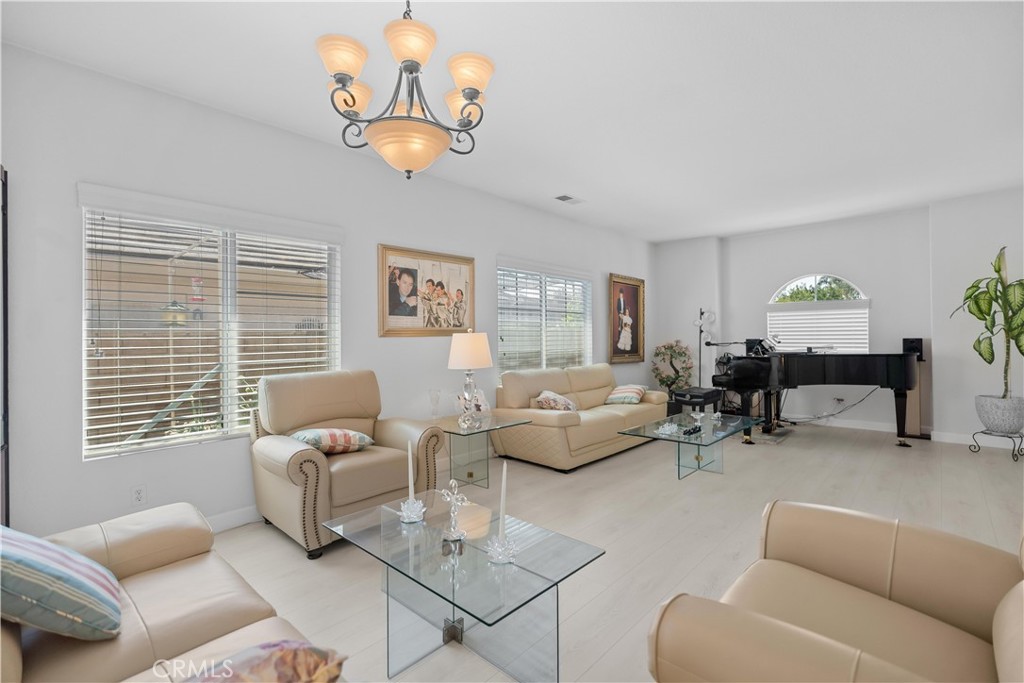 12957 Jamestown Court