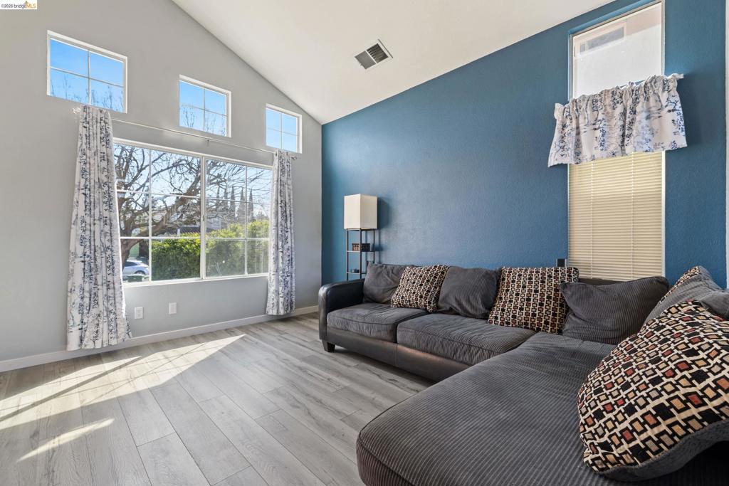 4924 4924 Stirrup Way