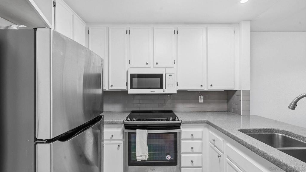 5980 Dandridge Ln 215