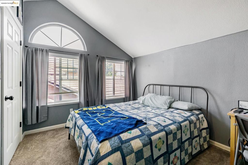 listing image 130724279824951444589