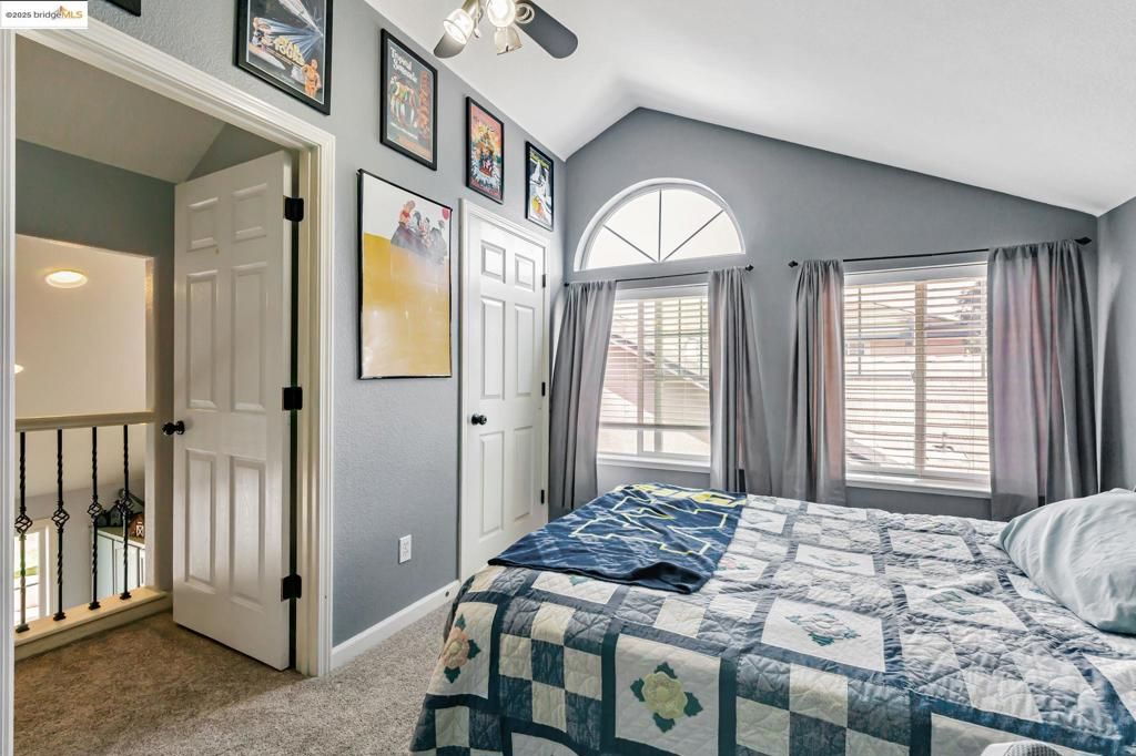 listing image 130722199386351714677