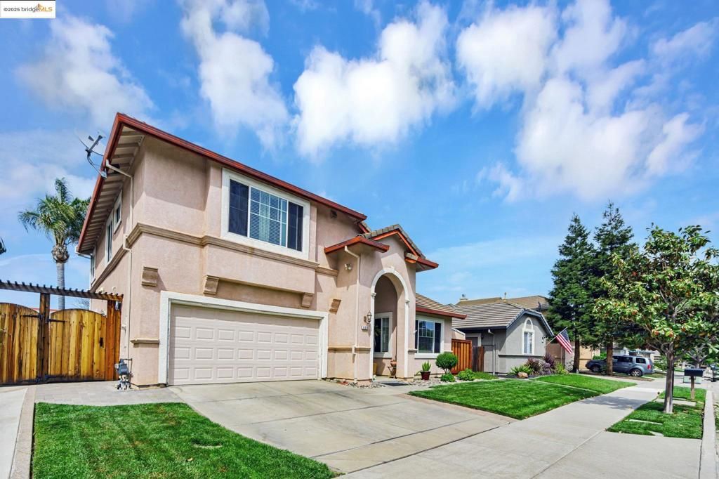 listing image 130725789509937043487