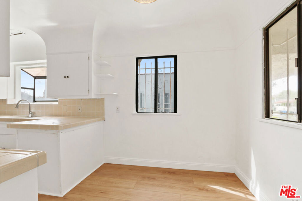 Properties 2 3722 Wellington Road