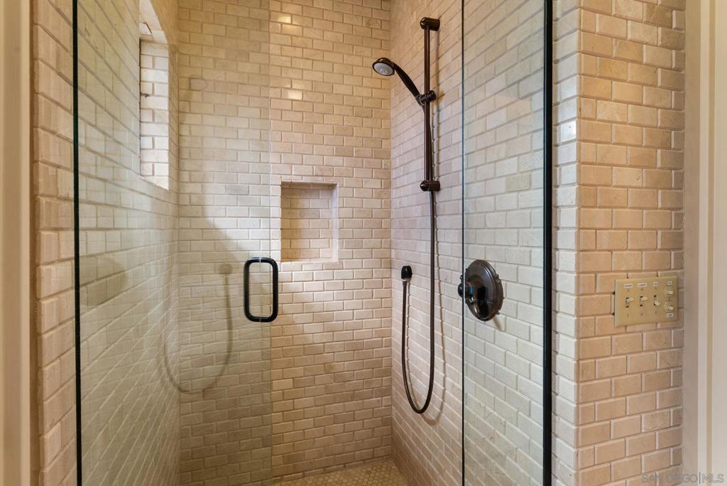 Mission Hills - Residential