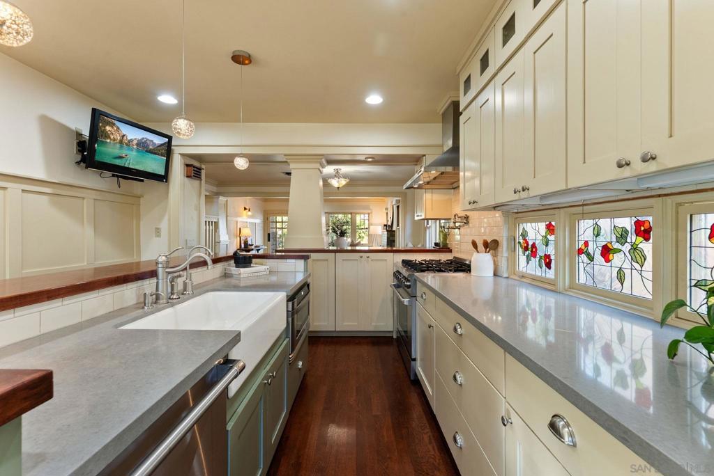 Mission Hills - Residential