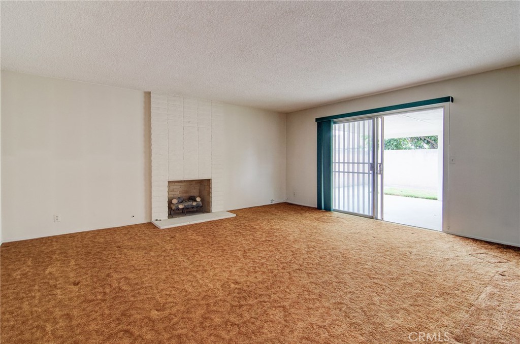 Properties 4 1924 W Secrest Way