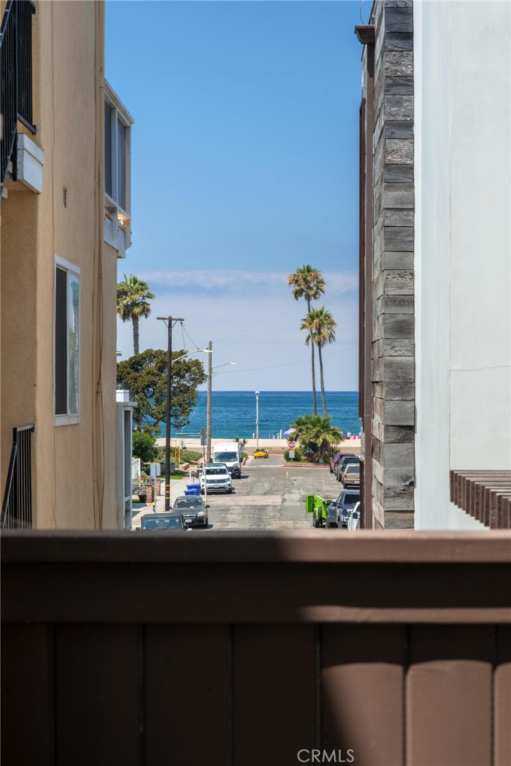 1501 Palm Drive
