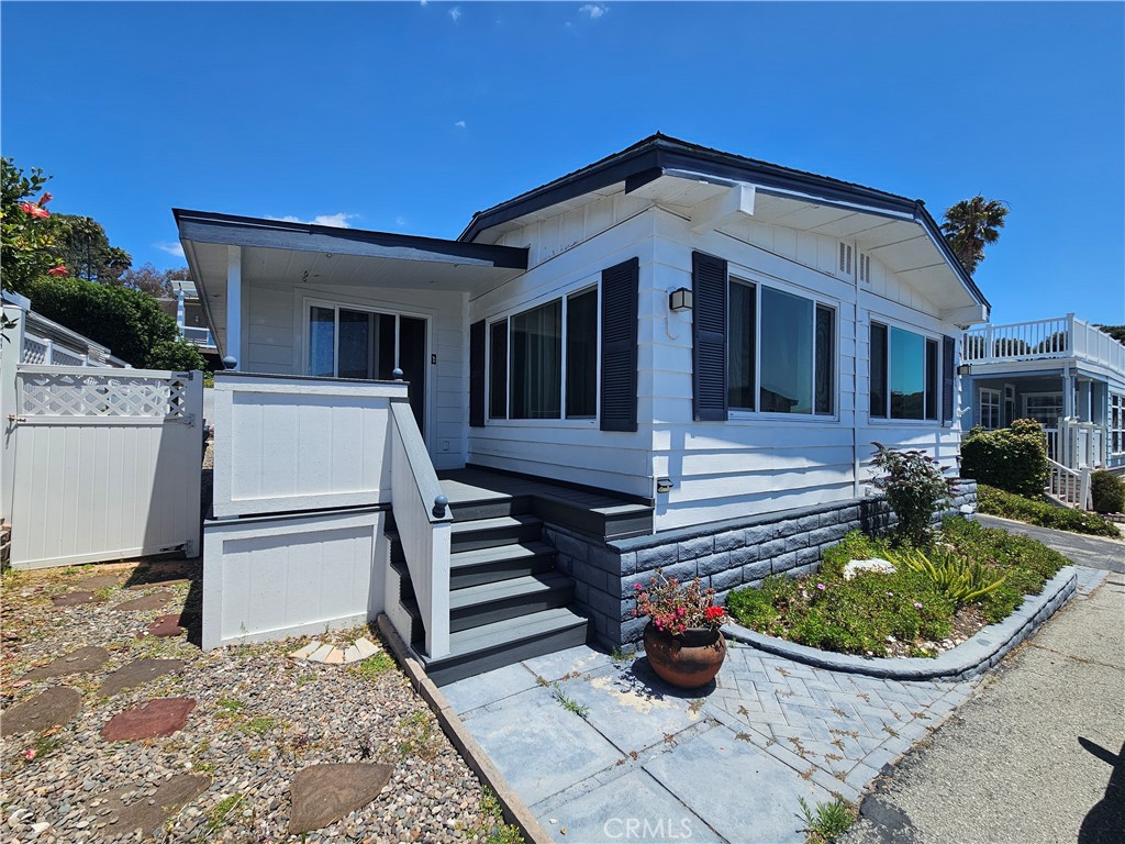 2275 W 25th 87