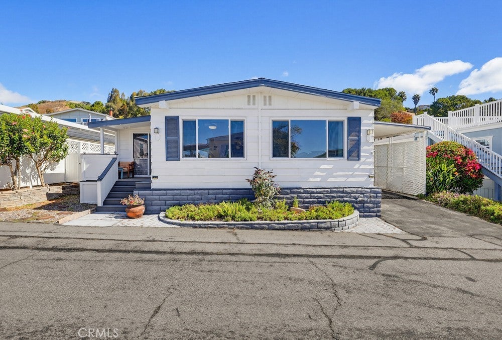 2275 W 25th 87