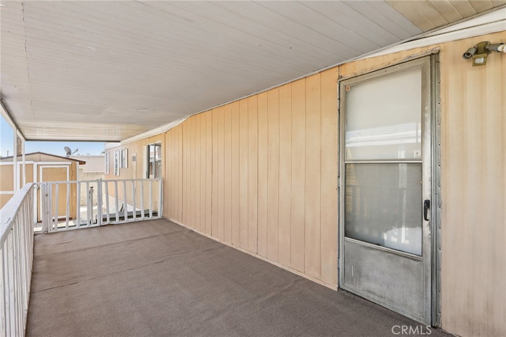 17333 Valley 15E