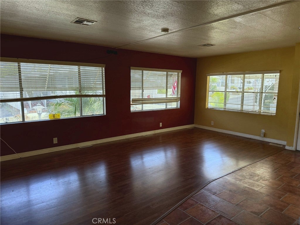 2851 Rolling Hills 187