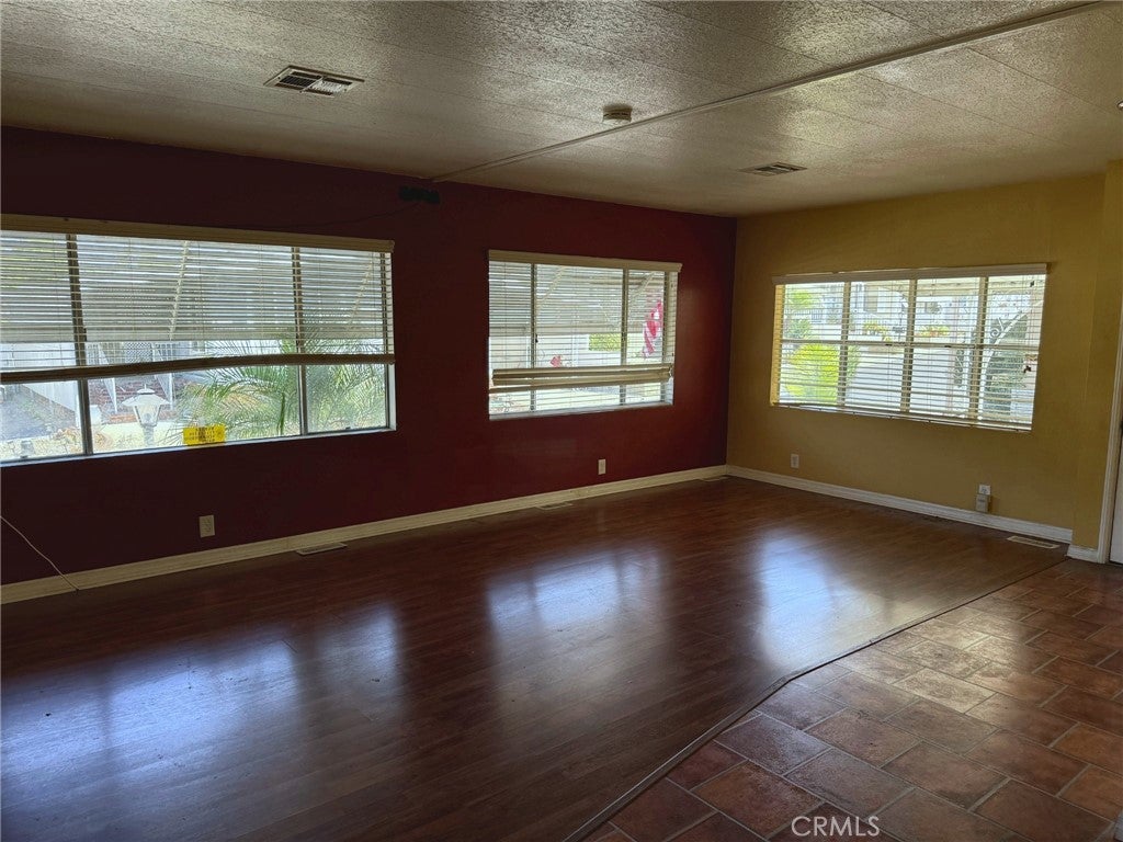 2851 Rolling Hills 187