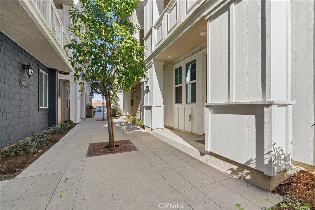 Photo of 1040 N Anaheim Blvd #1, Anaheim, CA 92801 (MLS # DW26028610)