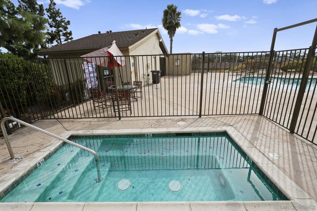 La Mesa - Residential