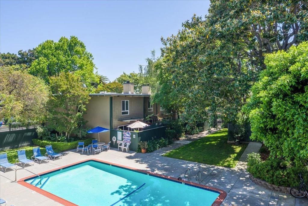 listing image 130727050213072174410