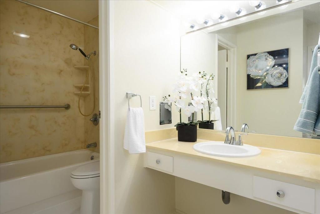 listing image 130720250895401274786