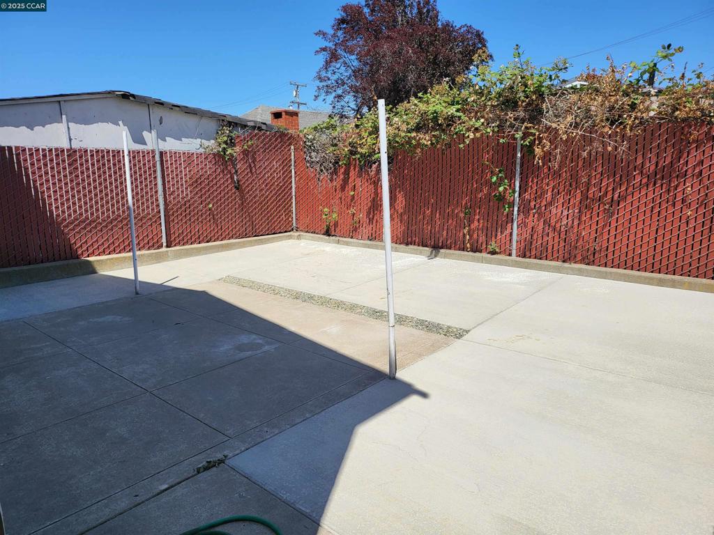 DOWNTOAREA - Residential Lease