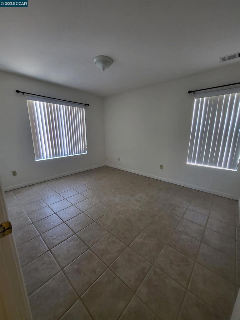 DOWNTOAREA - Residential Lease