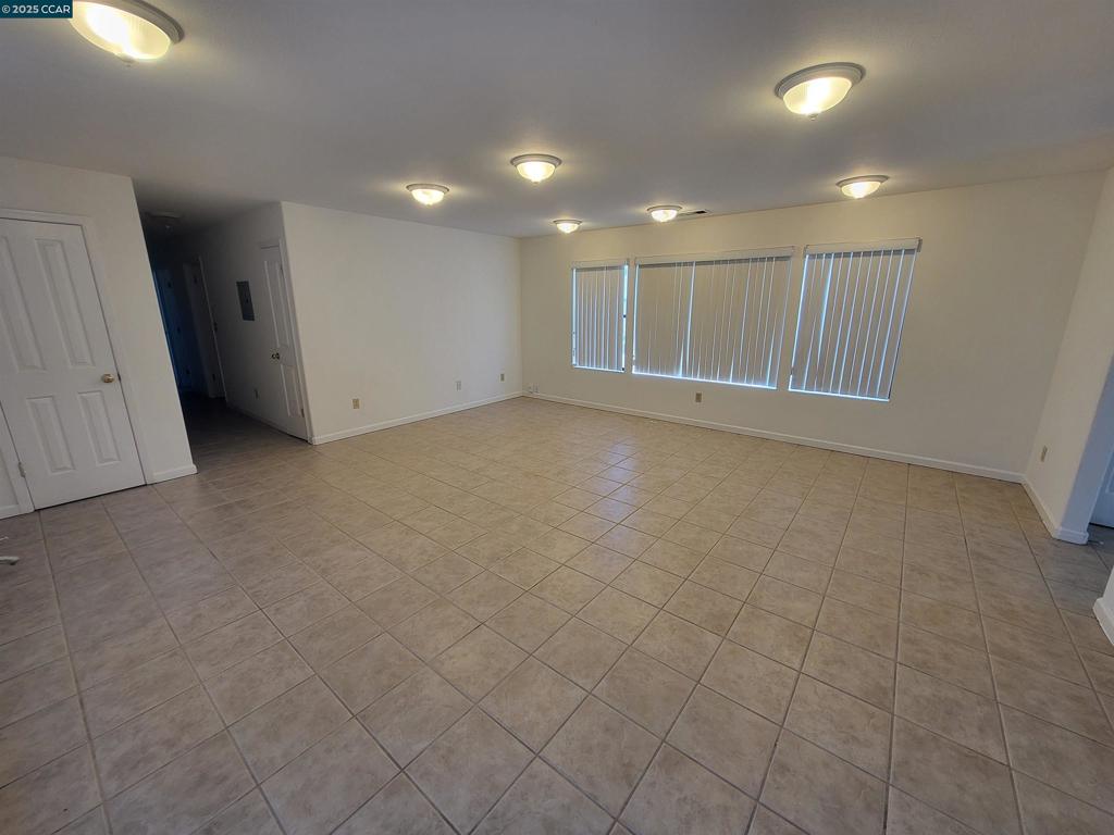 DOWNTOAREA - Residential Lease