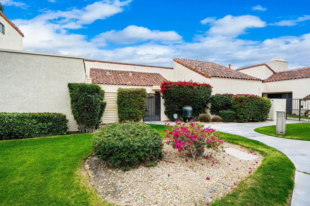 457 Sunningdale Drive