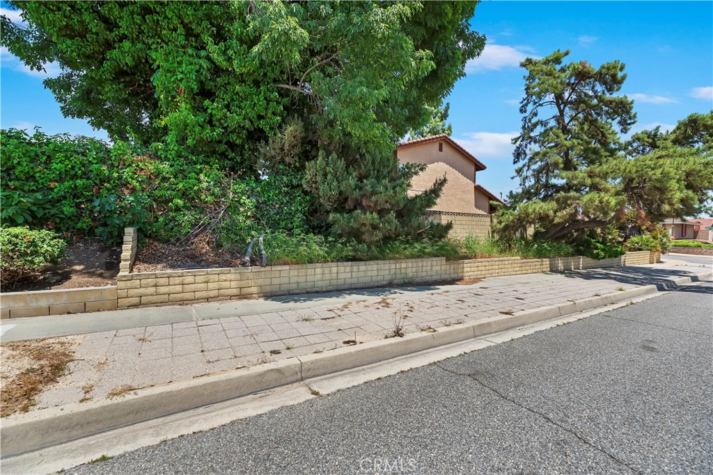 6164 Amberwood Drive