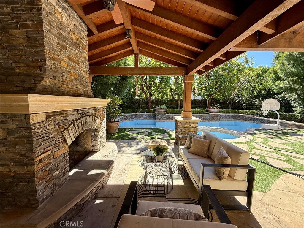 Photo of 31892 Wagon Wheel Ln, Rancho Santa Margarita, CA 92679 (MLS # OC25241406)