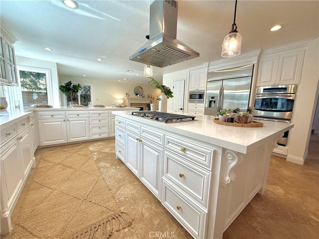 Photo of 31892 Wagon Wheel Ln, Rancho Santa Margarita, CA 92679 (MLS # OC25241406)