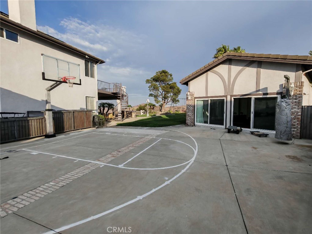 27170 Big Horn Mountain Way