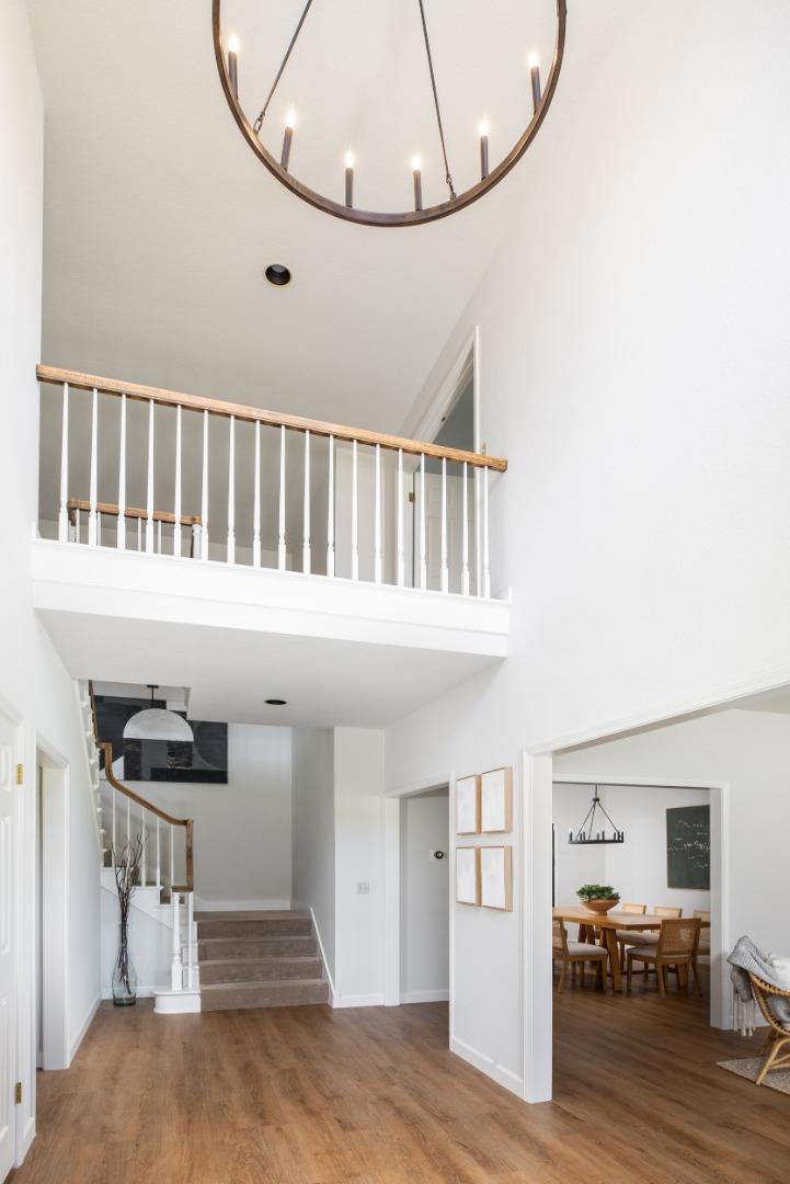 11 Fairway Place