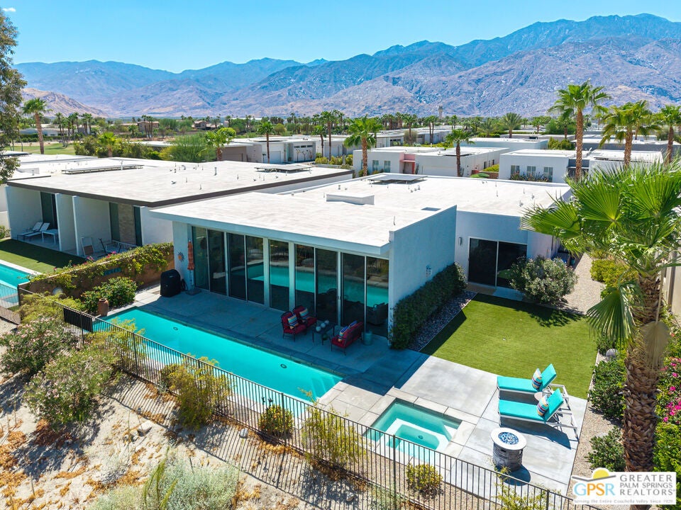 640 Equinox Way