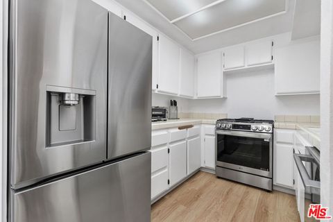 Tiny photo for 3544 S Centinela Avenue #305, Los Angeles, CA 90066 (MLS # 26632195)