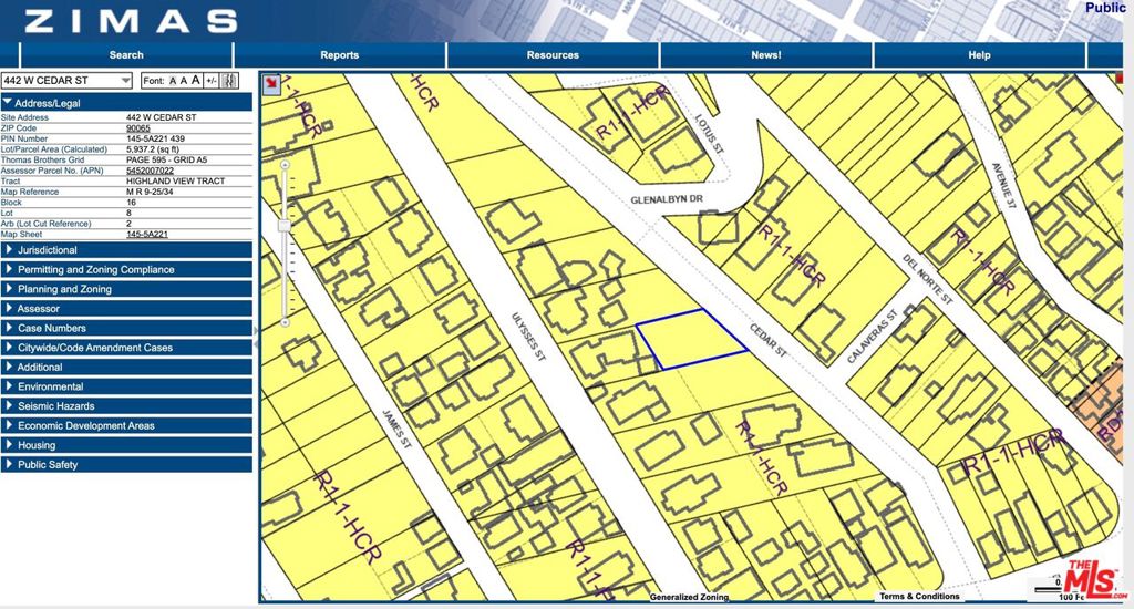 Main image without alt text