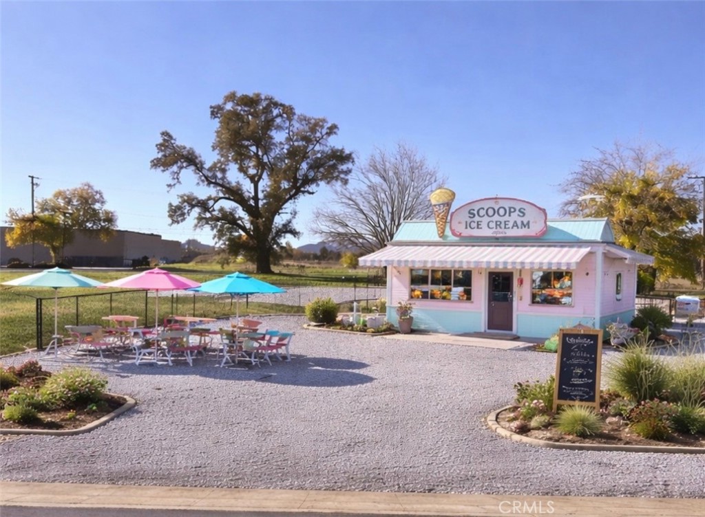 3385 Washington Street