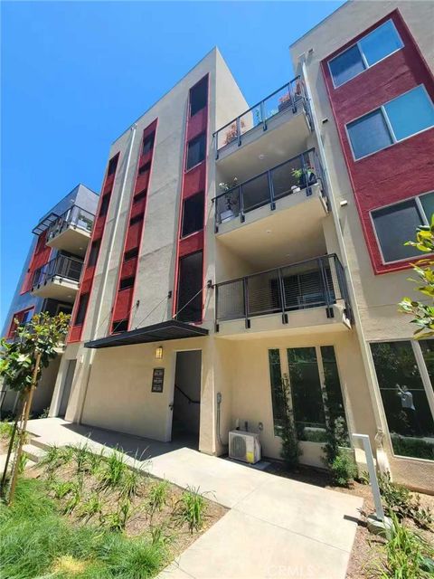 199 Bowery Irvine CA 92612