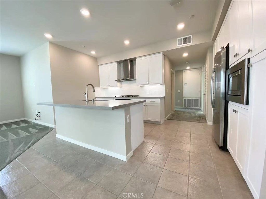 Photo of 199 Bowery, Irvine, CA 92612 (MLS # OC26070607)