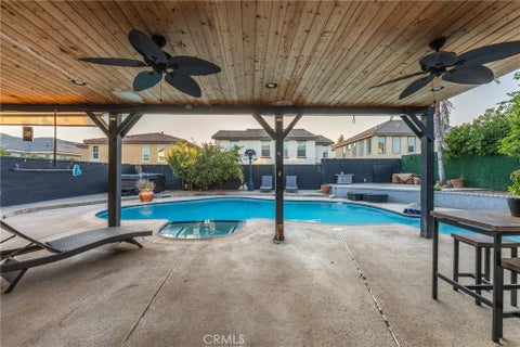 Photo of 1527 Fairwood Way WAY, Upland, CA 91786 (MLS # CV26208069)