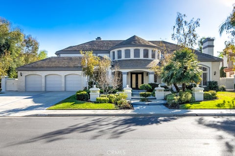 Photo of 25504 Colette Way, Calabasas, CA 91302 (MLS # SR26141549)