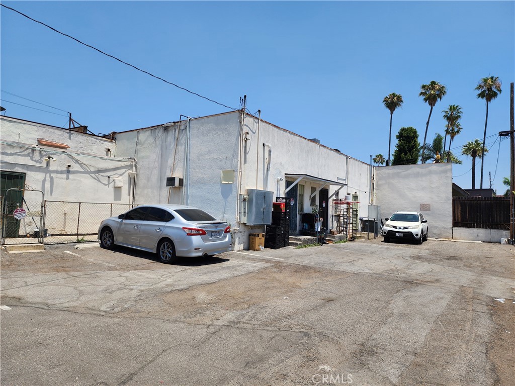760 780 W La Habra Boulevard