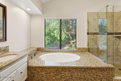 Tiny photo for 721 Sumter Court, Thousand Oaks, CA 91360 (MLS # 226005093)