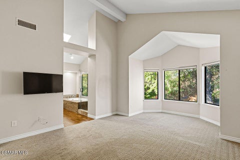 Tiny photo for 721 Sumter Court, Thousand Oaks, CA 91360 (MLS # 226005093)