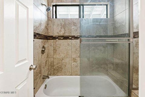 Tiny photo for 721 Sumter Court, Thousand Oaks, CA 91360 (MLS # 226005093)