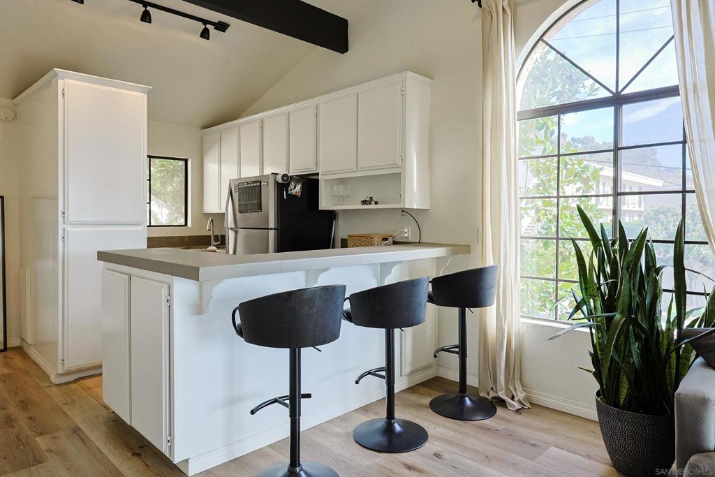 Linda Vista - Residential