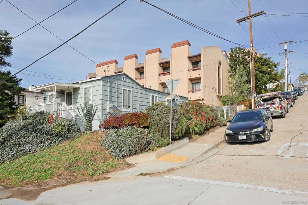 Linda Vista - Residential