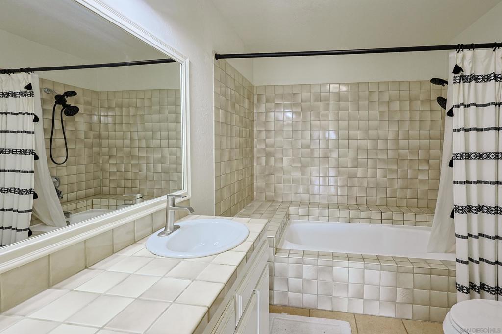 Linda Vista - Residential