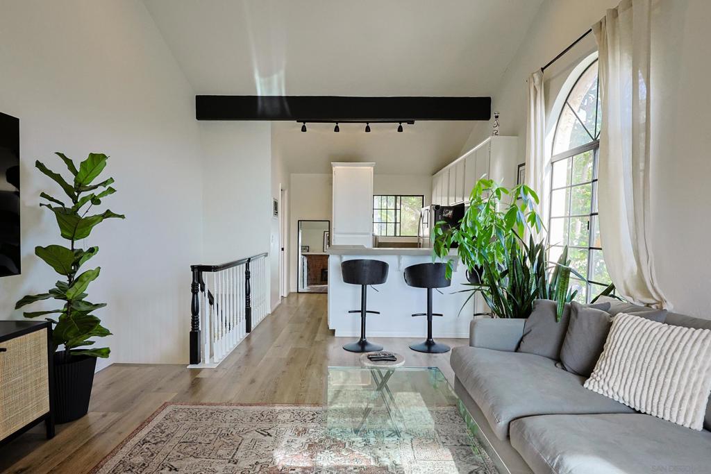 Linda Vista - Residential